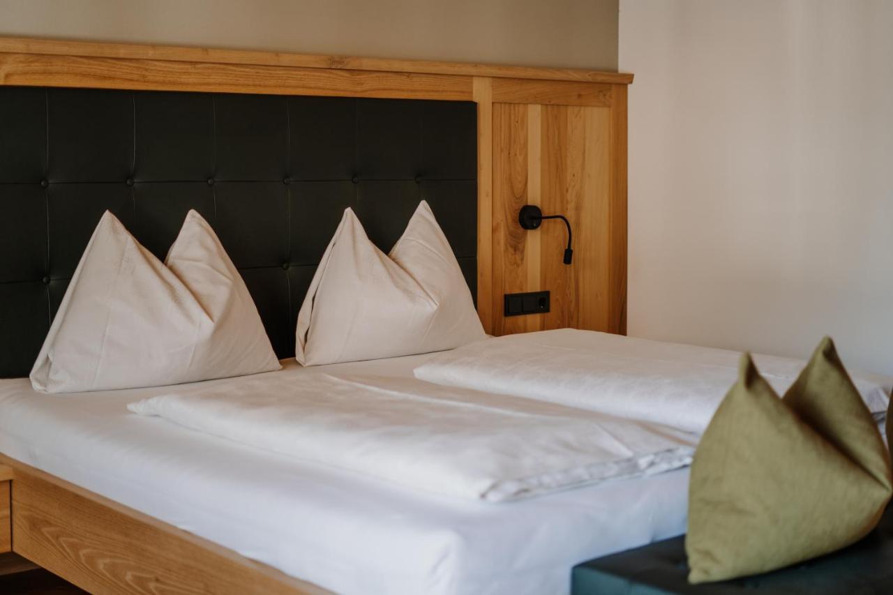 Hotel Weingut Klosterhof كالدورا المظهر الخارجي الصورة