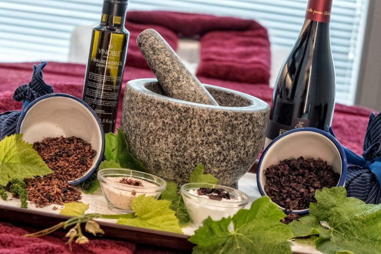 Hotel Weingut Klosterhof كالدورا المظهر الخارجي الصورة